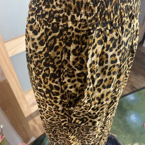 Jessica Simpson Women's Cheetah Printed Pull On Pant Size Small - Picture 3 of 7